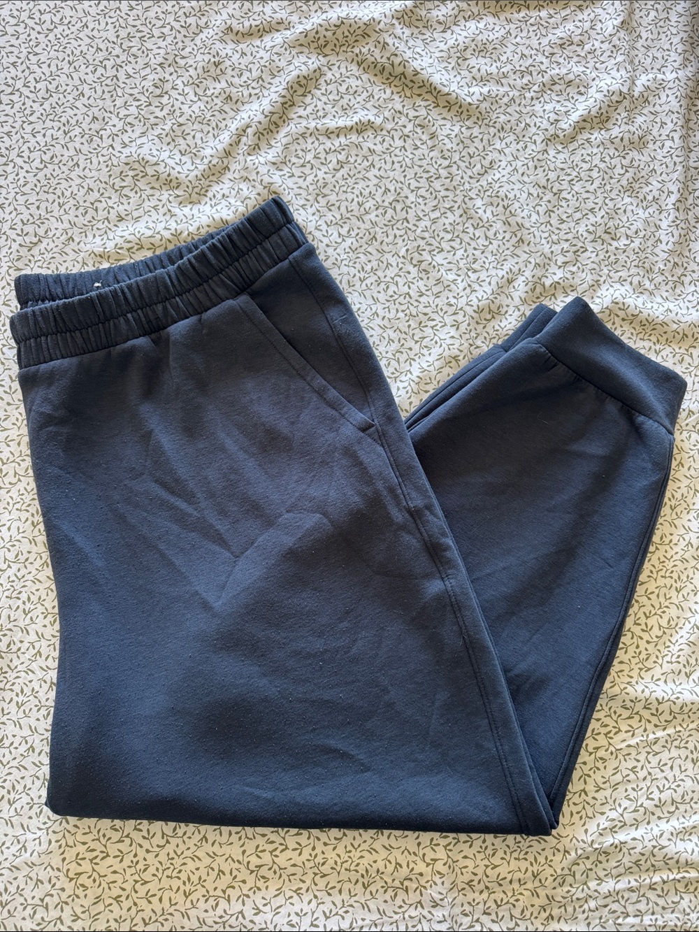 Old Navy Navy Elastic-Waist Jogger Pants